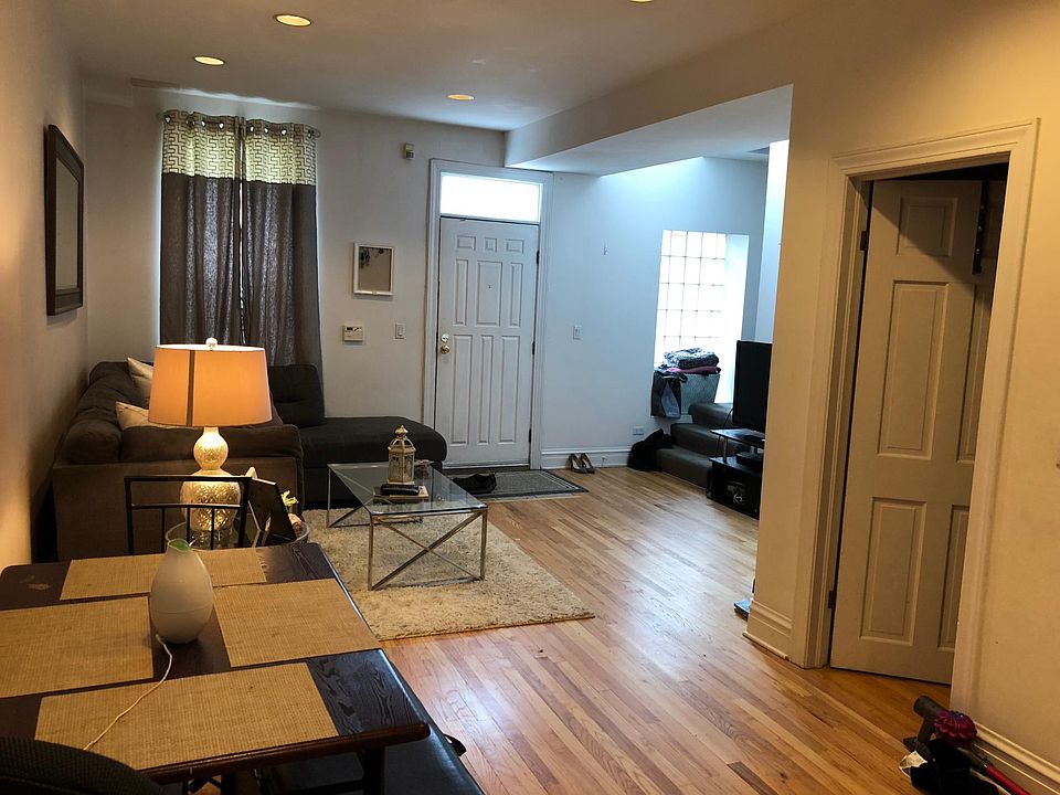 1st image of 2513 N Ashland Ave APT A