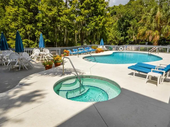 20820 River Dr APT B17, Dunnellon, FL 34431
