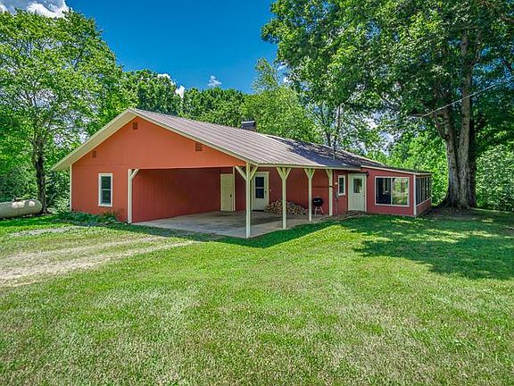 4th image of 202 Rogers Ln