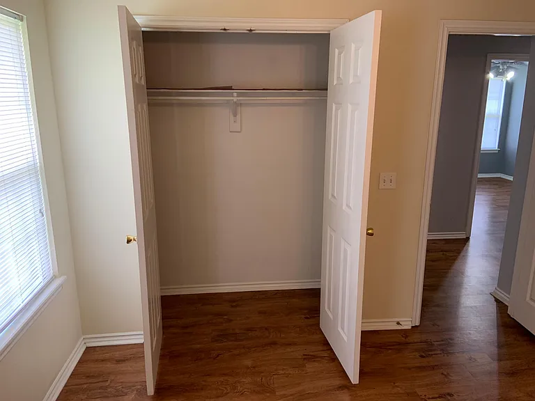 1660 N Willowbrook Dr — Photo 10