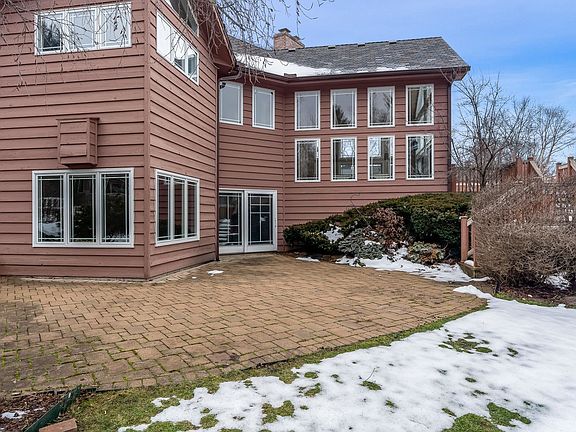 3rd image of 2082 Wembley Pl