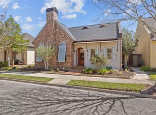 122 Brundage Ln, Youngsville, LA 70592