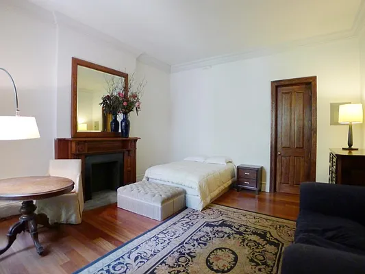 Rented by Sotheby's International Realty | media 28