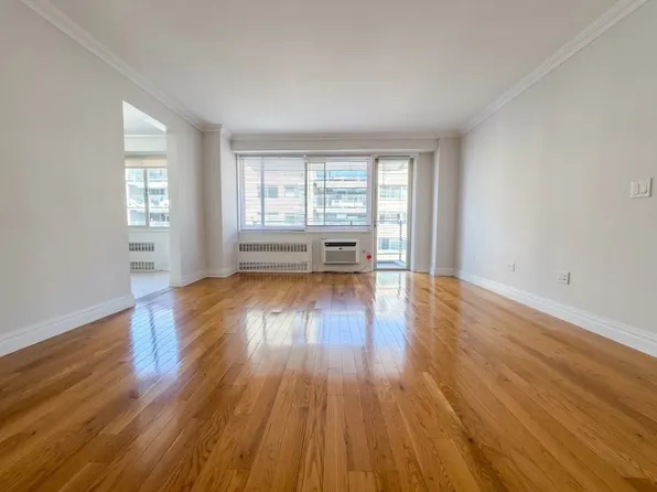 135 West 96th Street image 1 of 9