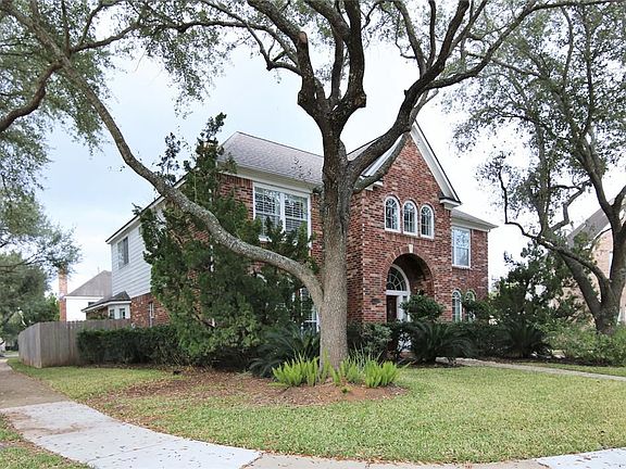 3rd image of 4310 Lakefront Ct