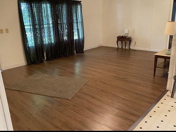 5th image of 659 Gibbs Rd