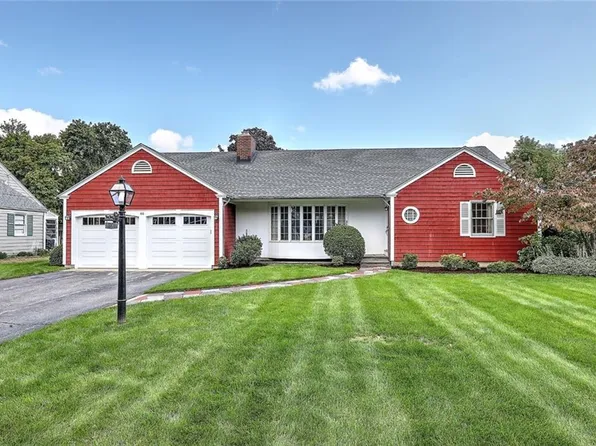 66 Westfield Rd, Warwick, RI 02888