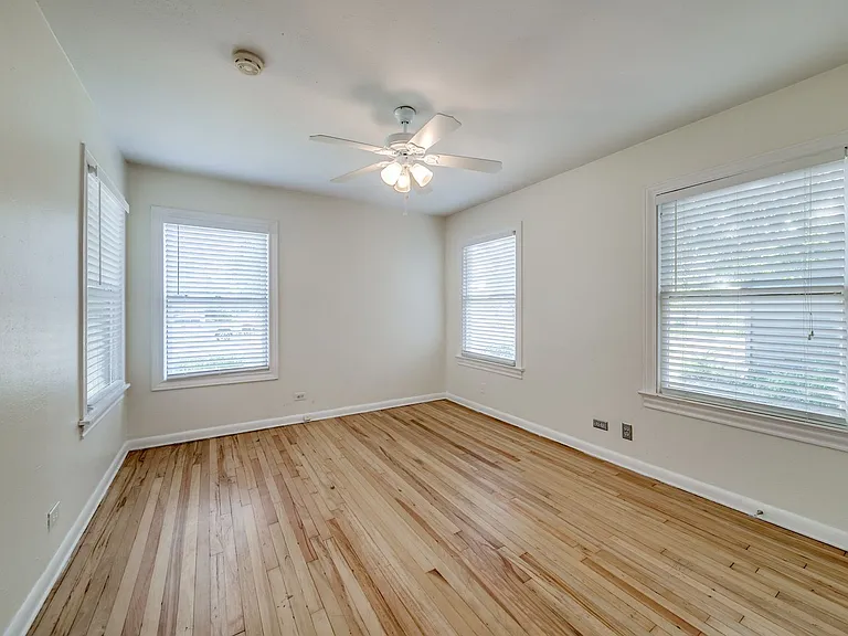 136 Harmon Dr — Photo 19