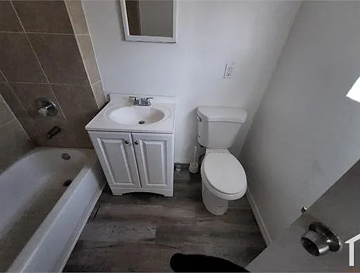 3 bed, 600 sqft, $2,225 — Photo 3