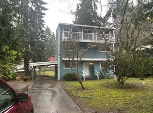 9230 Olympic View Dr, Edmonds, WA 98020