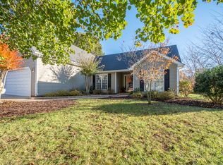 5400 Willow Ridge Dr, Summerfield, NC 27358