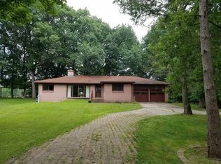 7159 Bergstrom Dr, Rockford, IL 61103