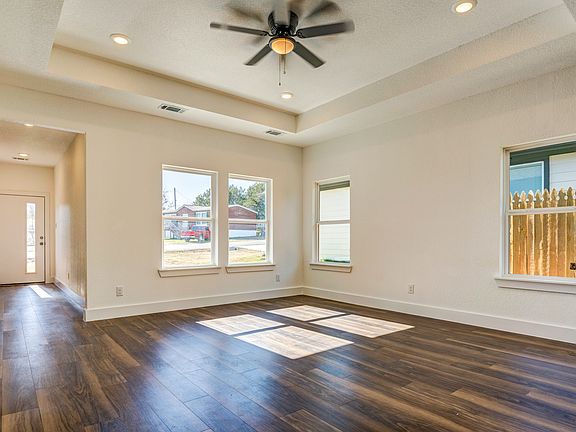 4th image of 3023 Brazos River Dr