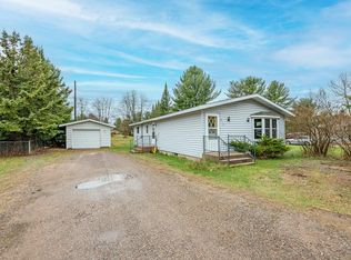 614 N Minnesota St, Eagle River, WI 54521