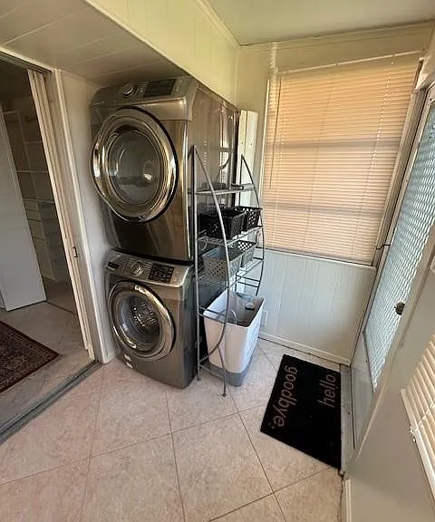 251 Seville Ct #251-K — Photo 10