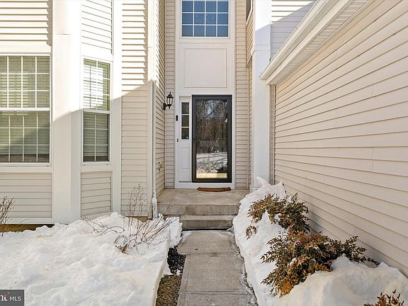 2nd image of 39 Tantum Ct