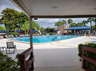 5061 Pine Dr, Boynton Beach, FL 33437