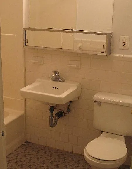 48 Evergreen St #32 — Photo 23