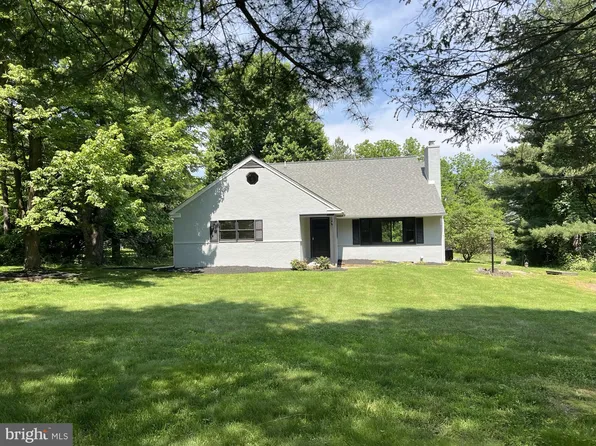 2233 Bethel Rd, Lansdale, PA 19446