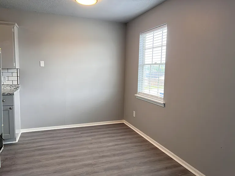 4607 Yorkshire Dr #3 — Photo 5