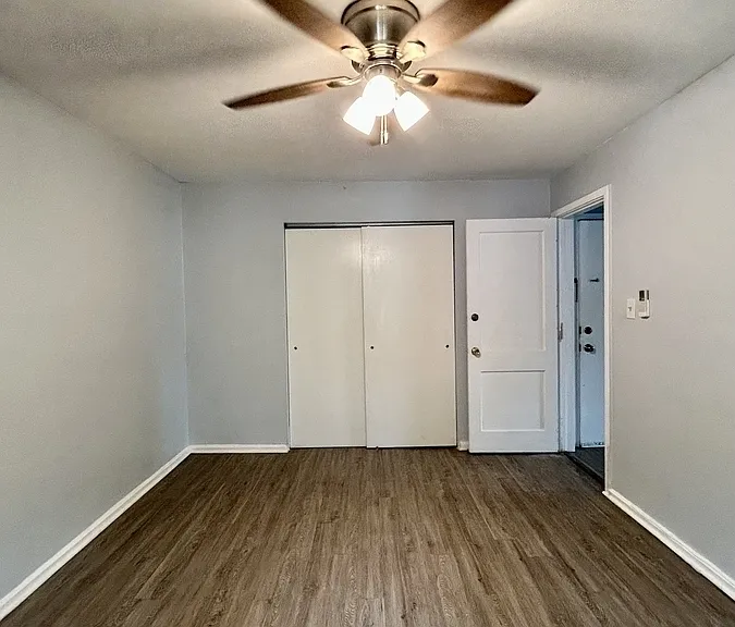 801 Grove St N #6 — Photo 22