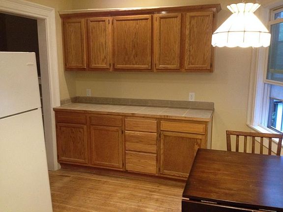 4th image of 171 Richmond Ave #4