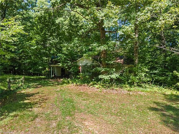 2nd image of 0 & 1030 Oak Hill Dr
