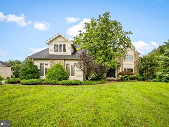 3500 Avery Hill Dr, Owings Mills, MD 21117