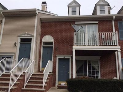 719 Well Sweep Rd, Whitehouse Station, NJ, 08889