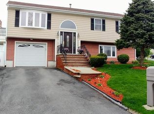 456 Bayview St, Fall River, MA 02724