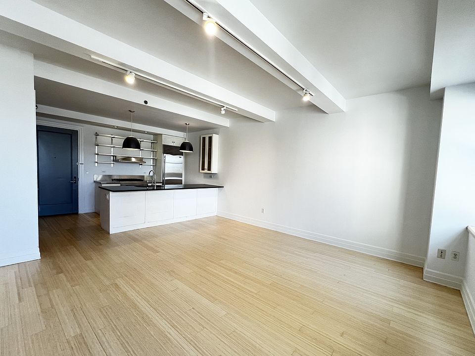1st image of 110 Livingston St APT 11L