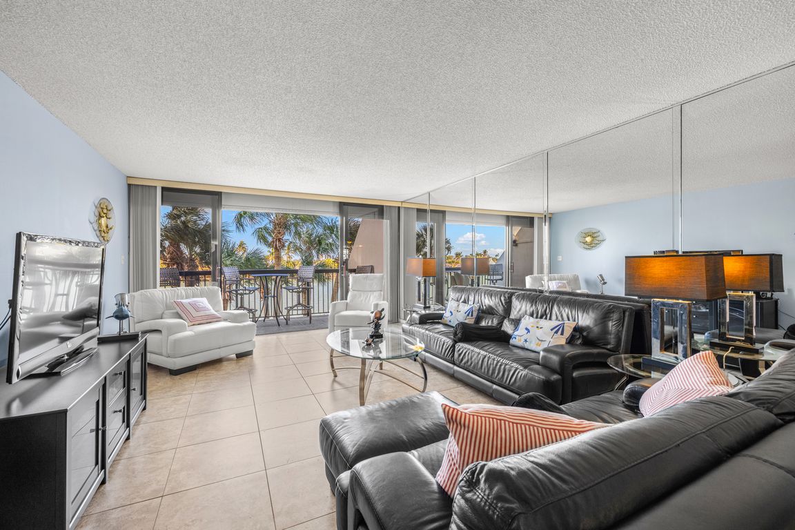 14 - 9495 Blind Pass Rd 204, St. Pete Beach, FL 33706