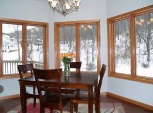 1019 Aspen Valley Dr, Onalaska, WI 54650