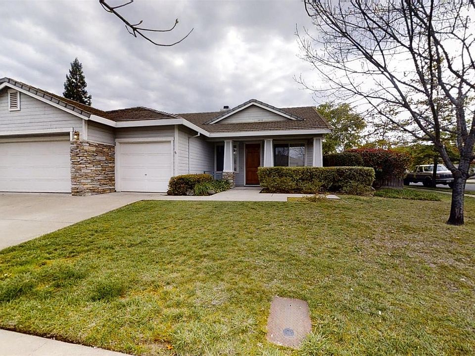1st image of 10 Paddington Ct