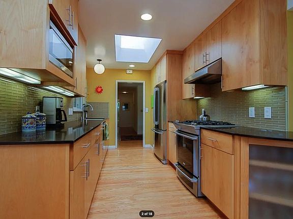2nd image of 1081 Celilo Dr