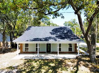 8816 Mermaid Ave, Ocean Springs, MS 39564