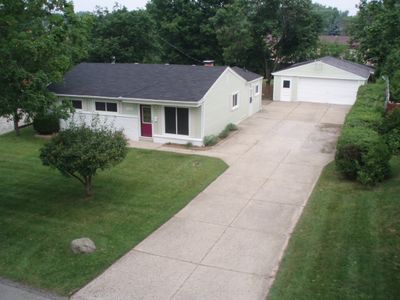 1161 Marjorie St, Milford, MI, 48381