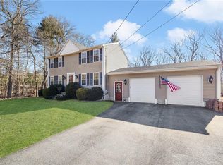 10 Red Oak Dr, Richmond, RI 02898