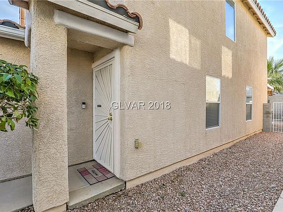 3rd image of 9553 Glen Iris St