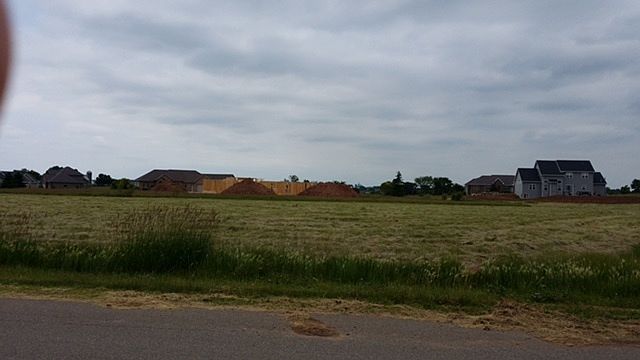 2nd image of Summerview Dr