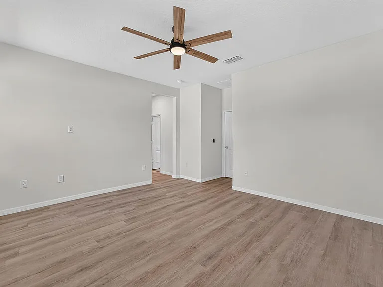 12141 Carson Dr — Photo 22