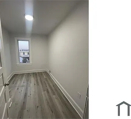 529 Irving St NW #1 — Photo 13
