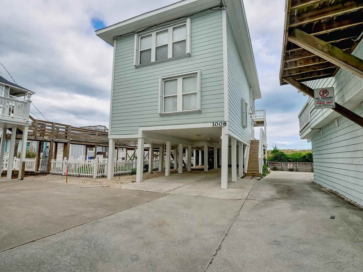 4 bed, 1755 sqft, $4,000 — Photo 1