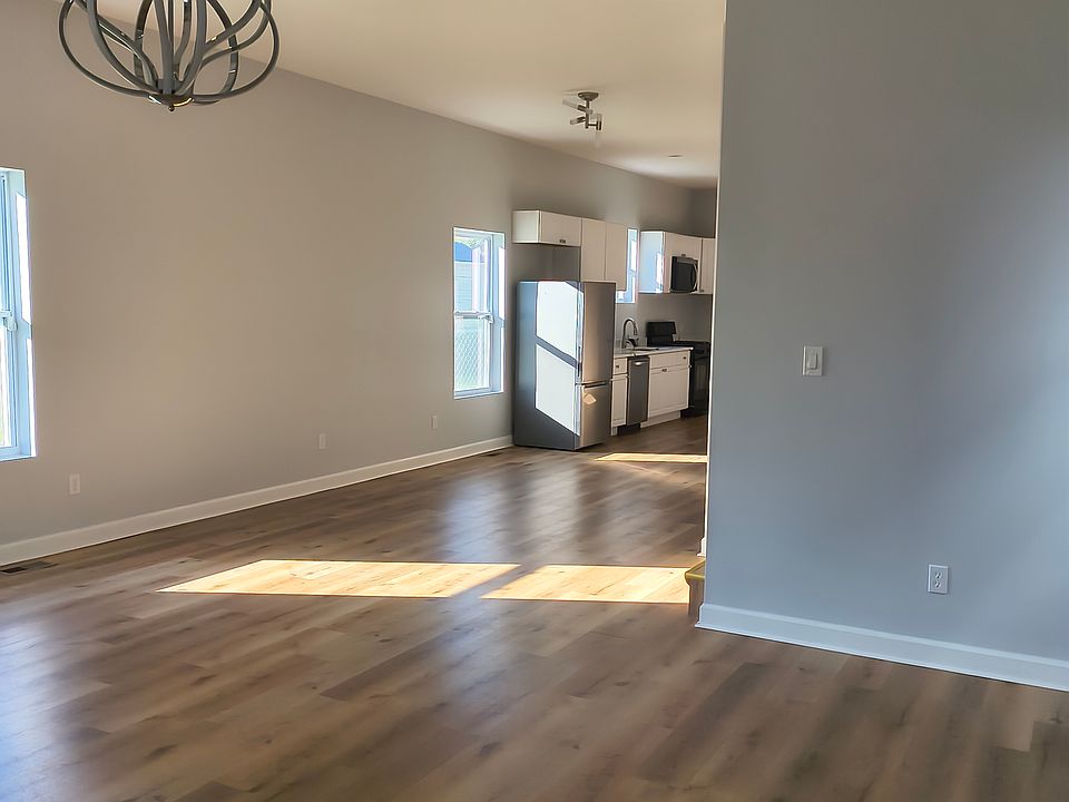1st image of 1006 Eugene St