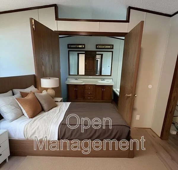 1400 Cleveland Rd #22 — Photo 2