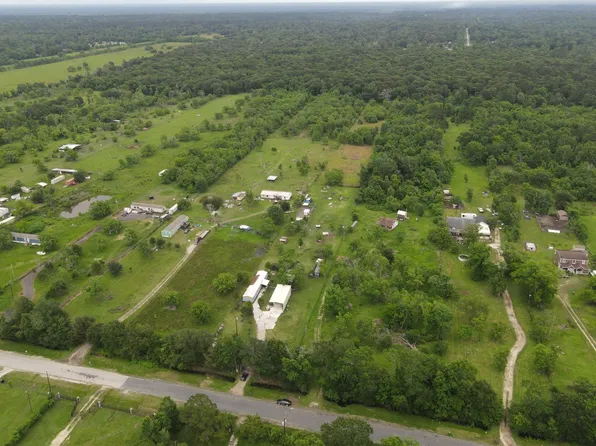 1246 County Road 676, Dayton, TX 77535