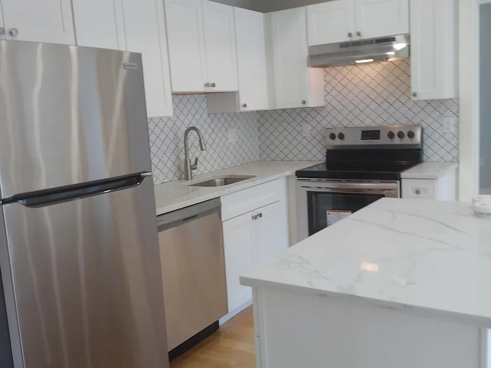 344 Salem St #3