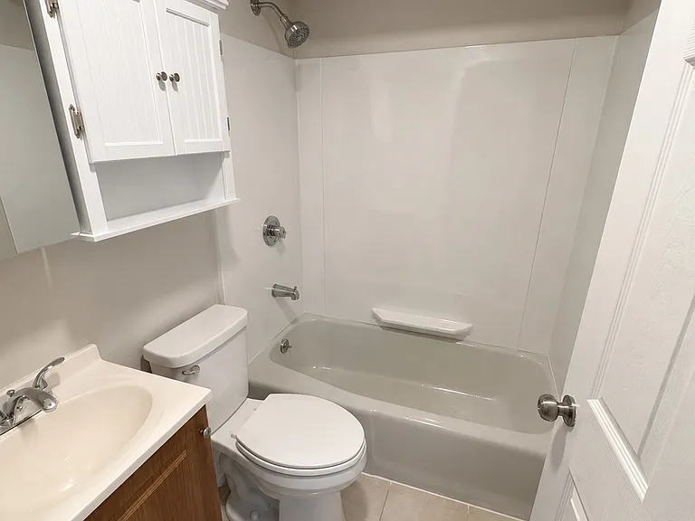 301 Lowden St #1 — Photo 4