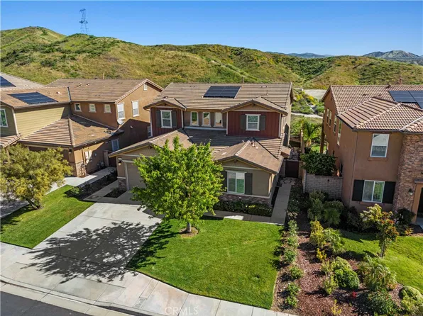 29105 N West Hills Dr, Valencia, CA 91354