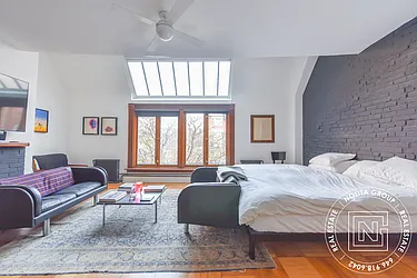 Rented by Nolita Group